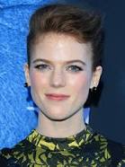 How tall is Rose Leslie?